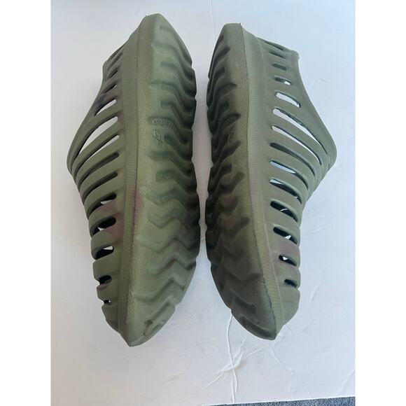 OT Revolution Camo Green and Brown Men’s Rubber Water Slip On Shoes Small  8-9 - Picture 4 of 10